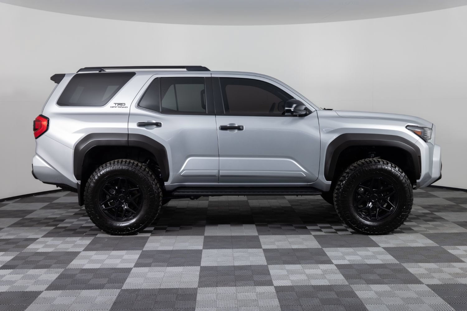 Used 2026 Toyota 4Runner TRD Off-Road Premium AWD/4WD image 9