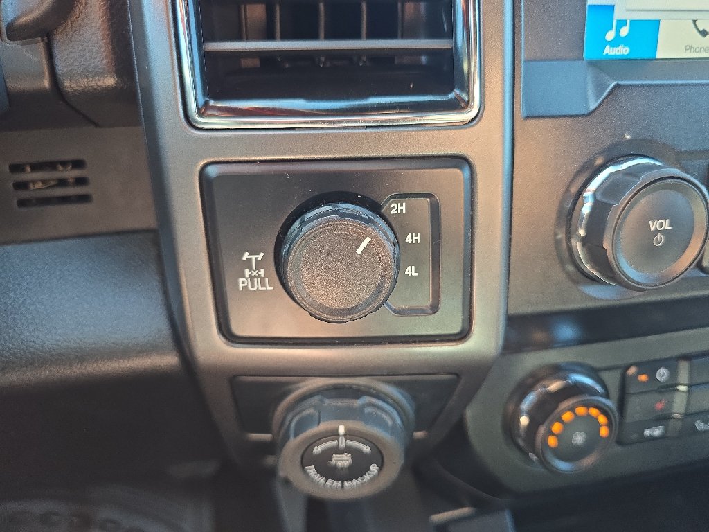Used 2019 Ford F150 XLT w/ Equipment Group 302A Luxury AWD/4WD image 18