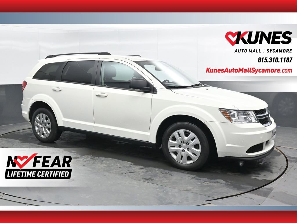 Used 2020 Dodge Journey SE image 1