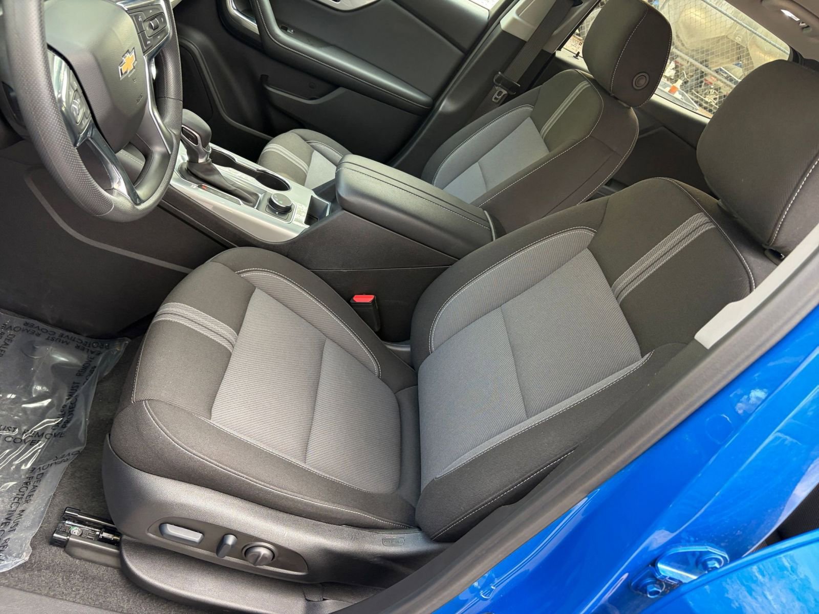 Used 2025 Chevrolet Blazer LT image 33