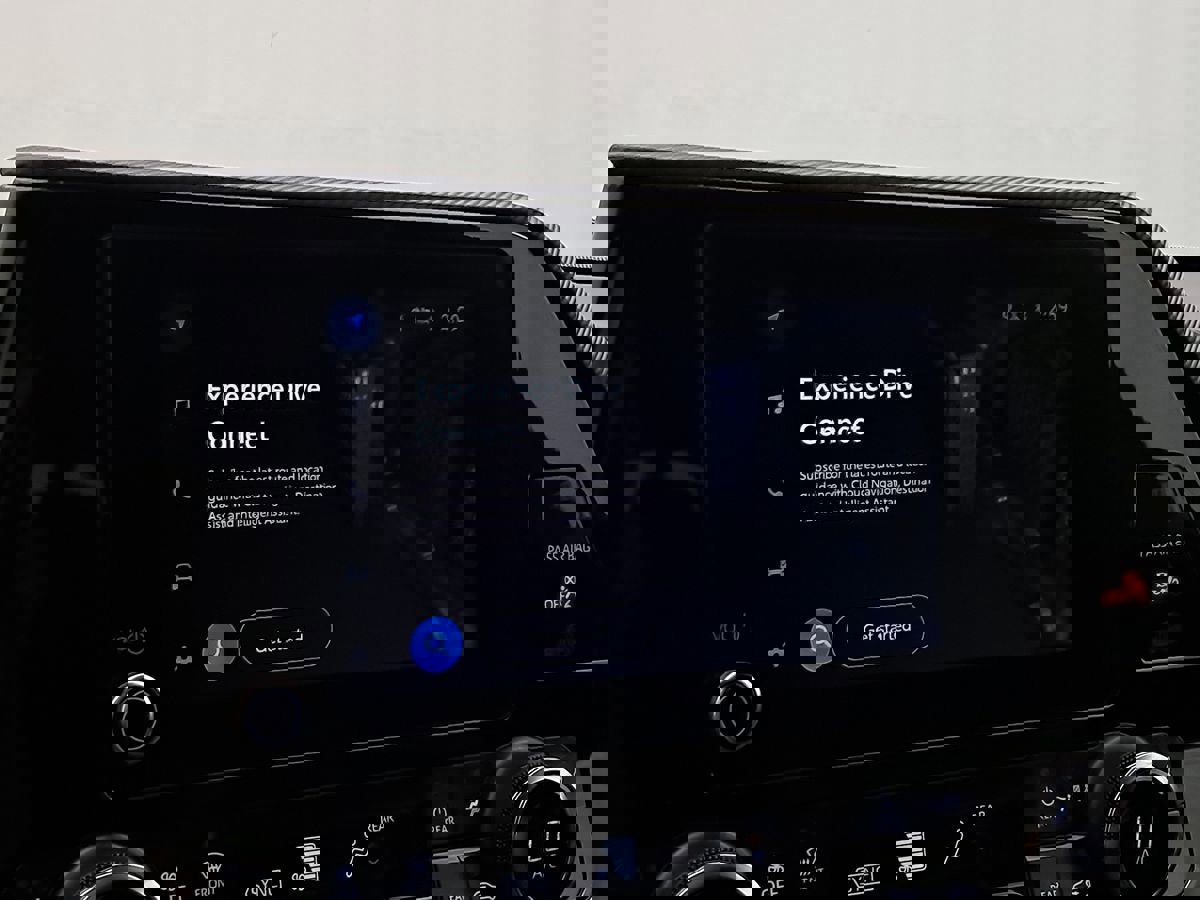 Used 2024 Toyota Highlander XSE image 22