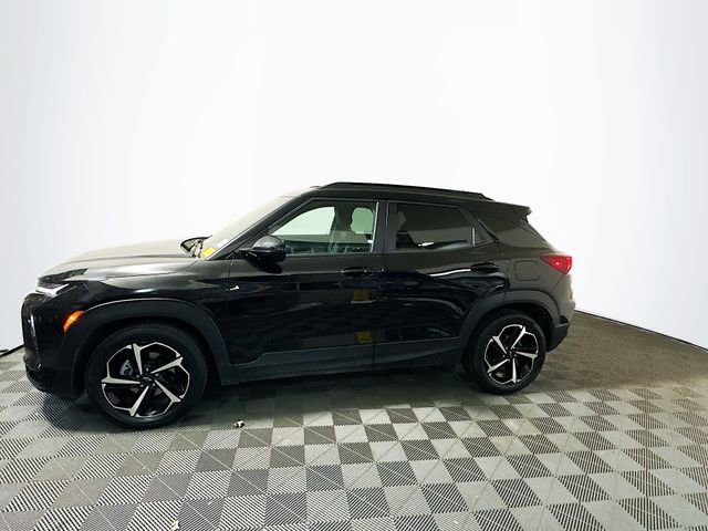 Used 2021 Chevrolet TrailBlazer RS w/ Sun and Liftgate Package image 5