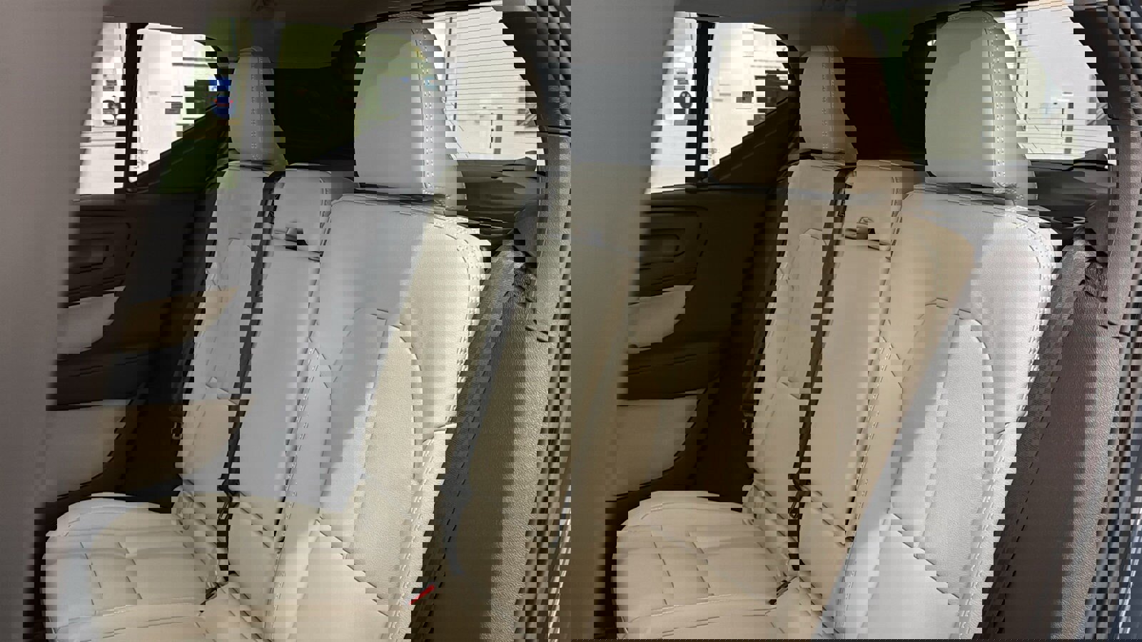 New 2026 Volvo XC40 B5 Plus w/ Climate Package image 26