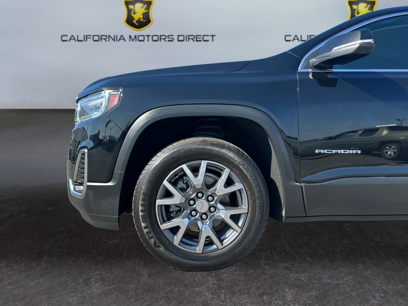 Used 2023 GMC Acadia SLT FWD image 14