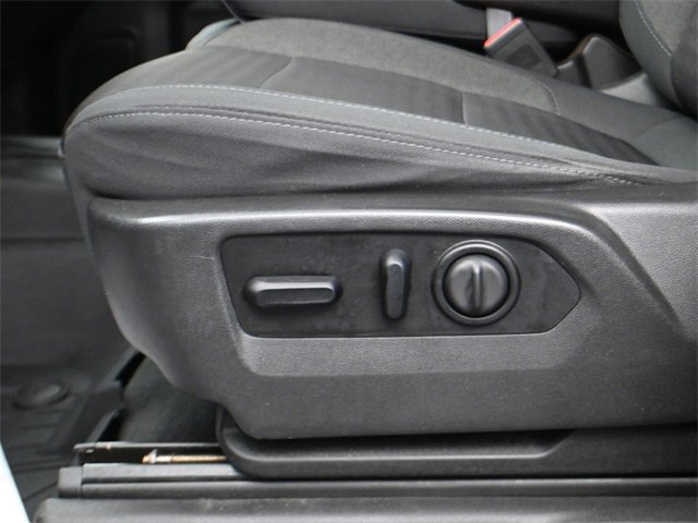 Used 2020 Chevrolet Silverado 1500 LT w/ Convenience Package image 11