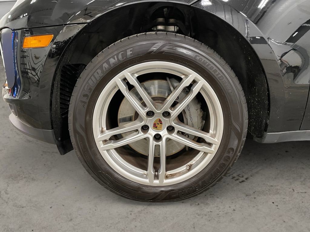 Used 2019 Porsche Macan S image 14