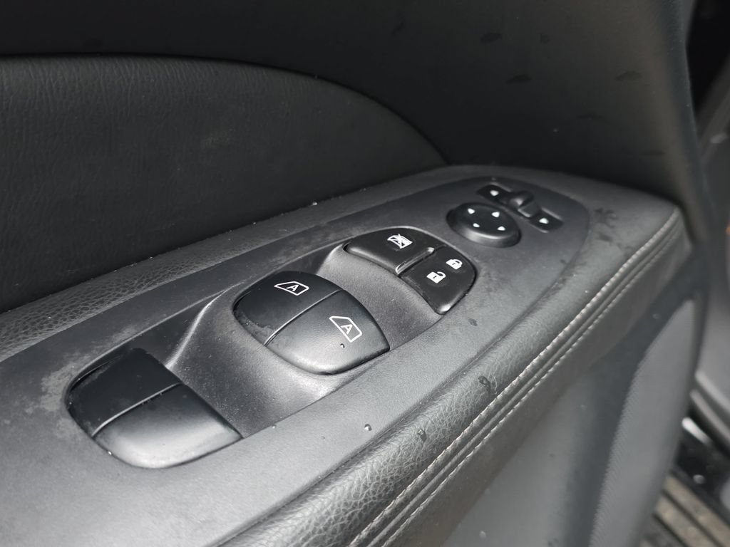 Used 2019 Nissan Pathfinder SL w/ Cargo Package FWD image 24