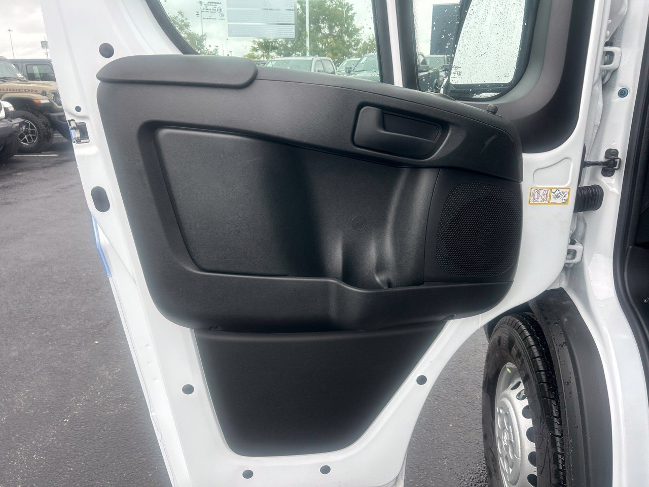 New 2027 RAM ProMaster 3500 w/ Safety Group FWD image 15