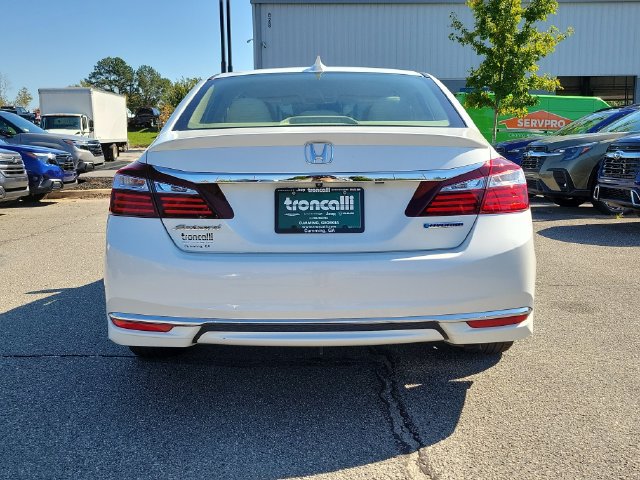 Used 2017 Honda Accord Hybrid Sedan image 5