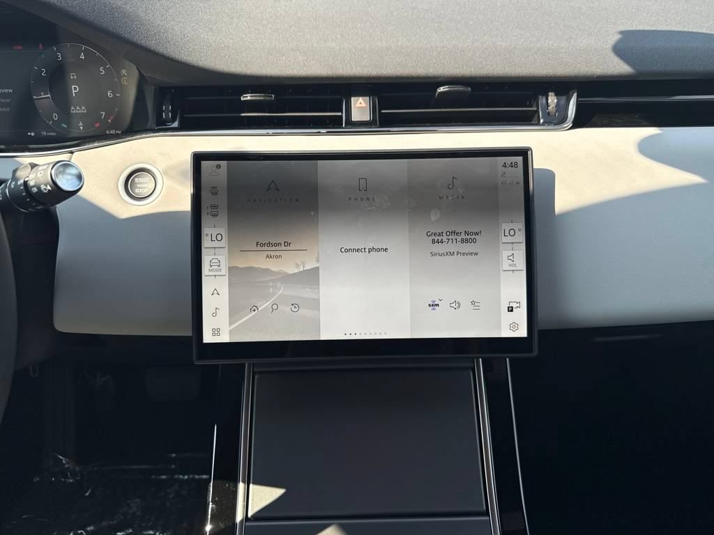 Used 2026 Land Rover Range Rover Evoque S AWD/4WD image 23