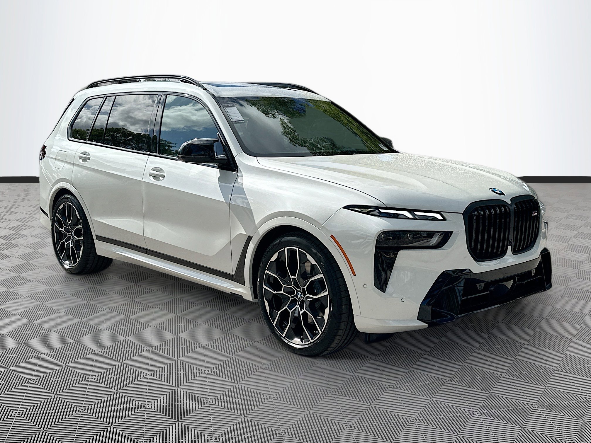 New 2026 BMW X7 M60i video 1