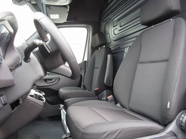 New 2025 Mercedes-Benz Sprinter 2500 image 13