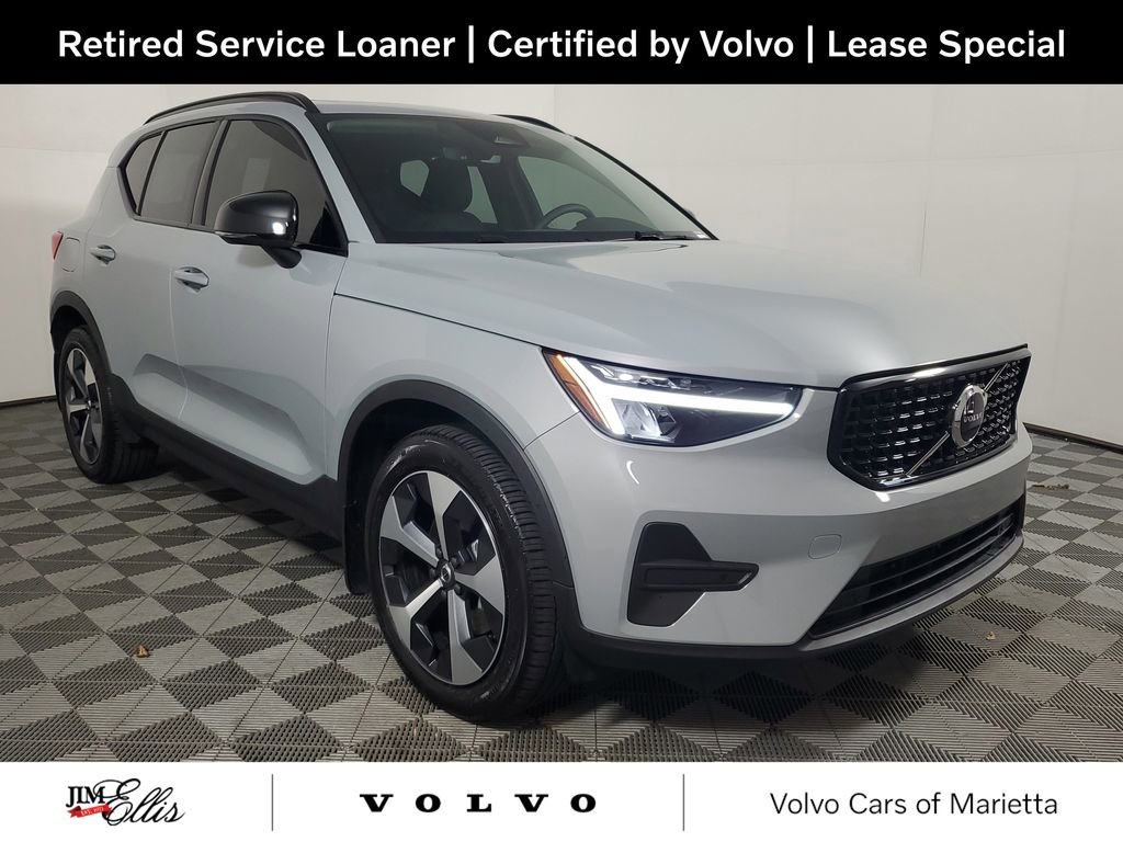 Certified 2026 Volvo XC40 B5 Core w/ Climate Package image 1