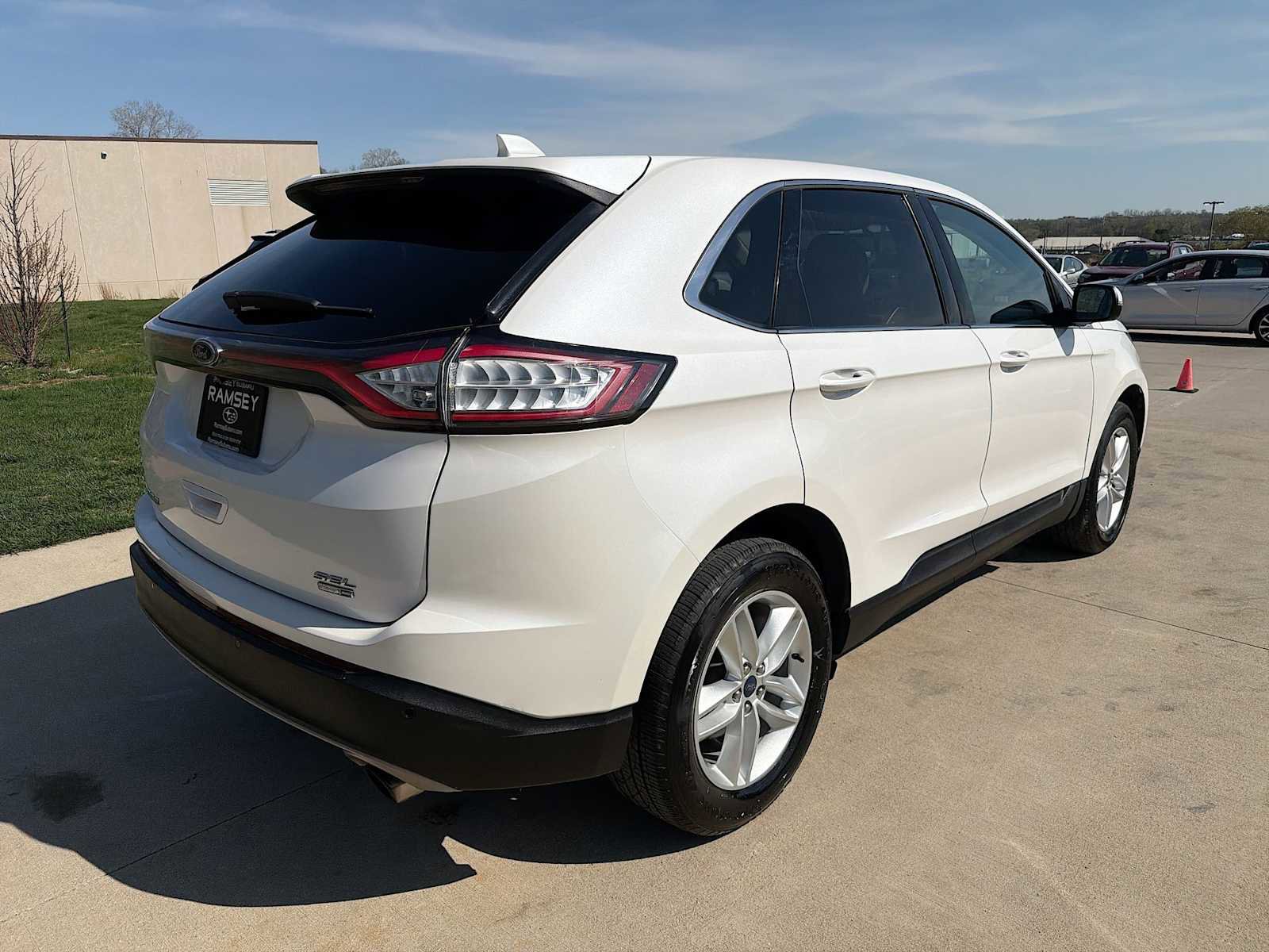 Used 2016 Ford Edge SEL w/ Equipment Group 201A AWD/4WD image 6
