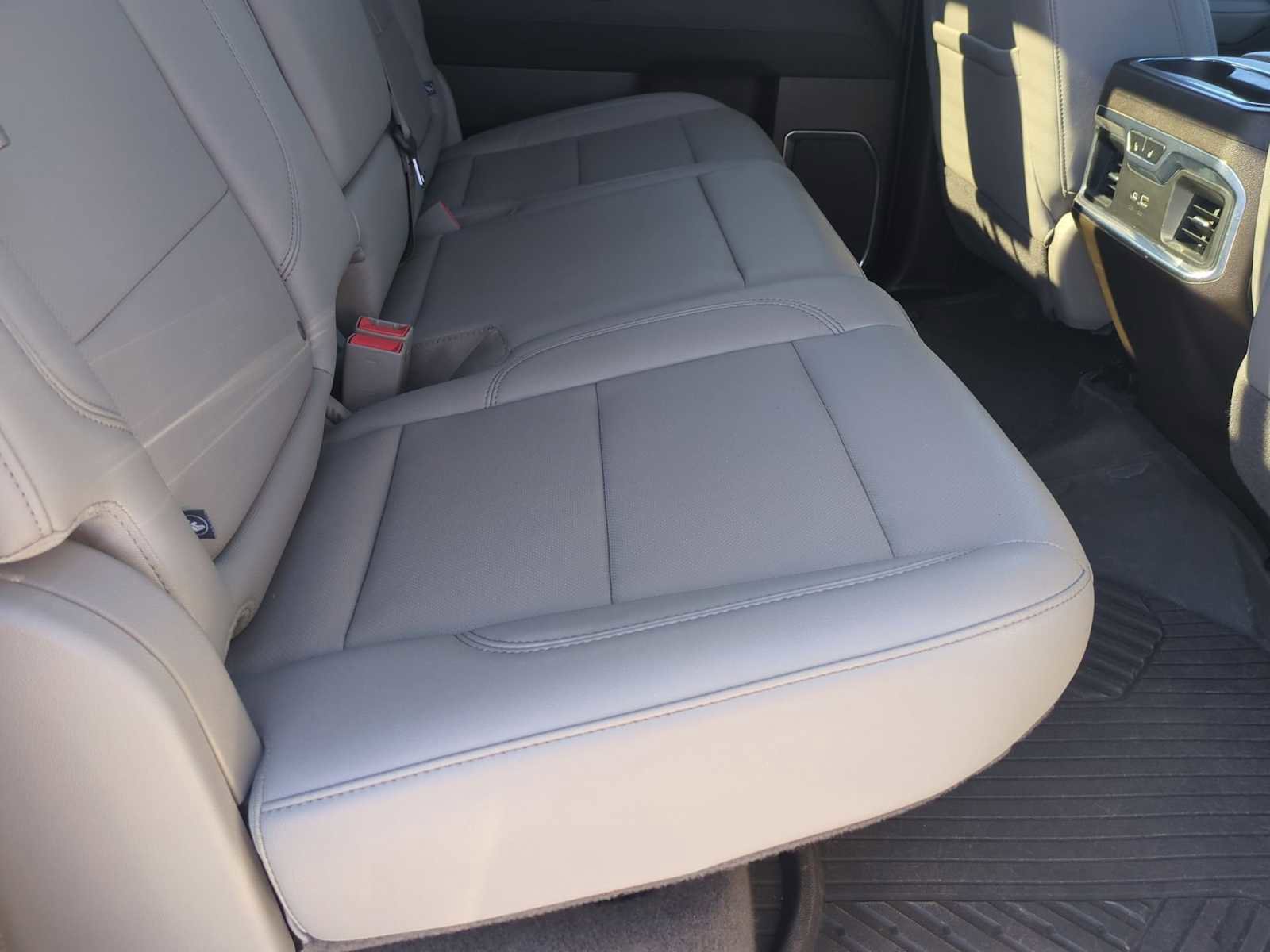 Used 2024 Chevrolet Silverado 1500 LTZ AWD/4WD image 27