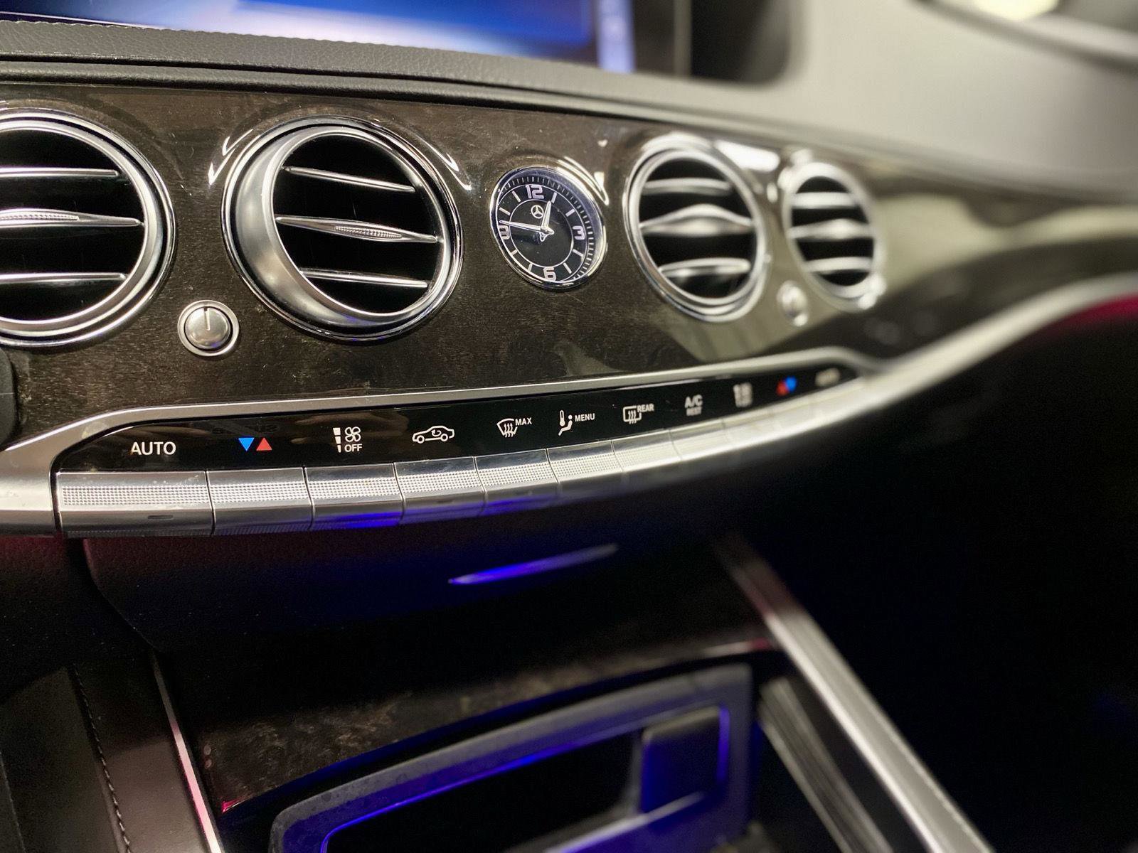 Used 2019 Mercedes-Benz S 560 Sedan image 28