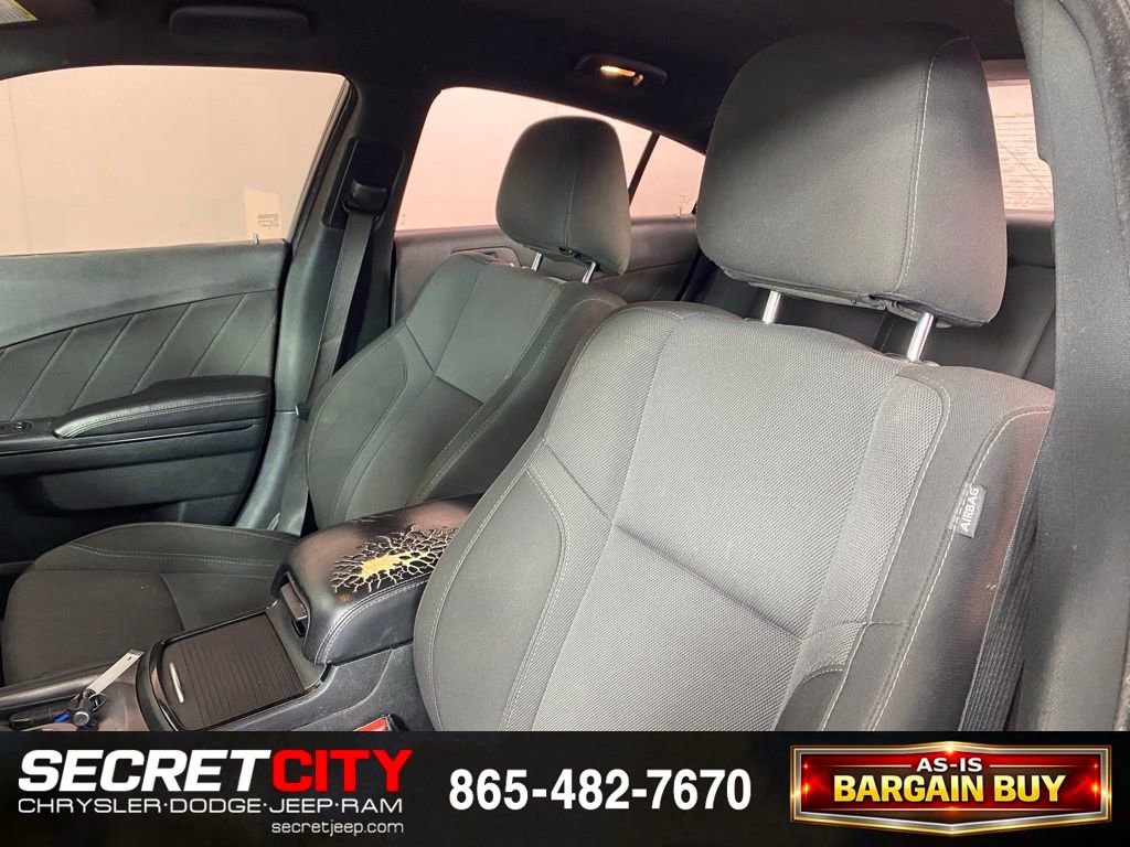Used 2018 Dodge Charger SXT Plus w/ Blacktop Package RWD image 10
