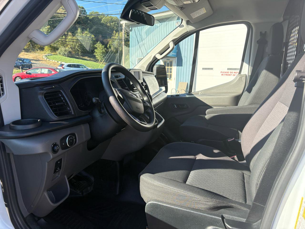 Used 2023 Ford Transit 250 Low Roof w/ Exterior Upgrade Package RWD image 14