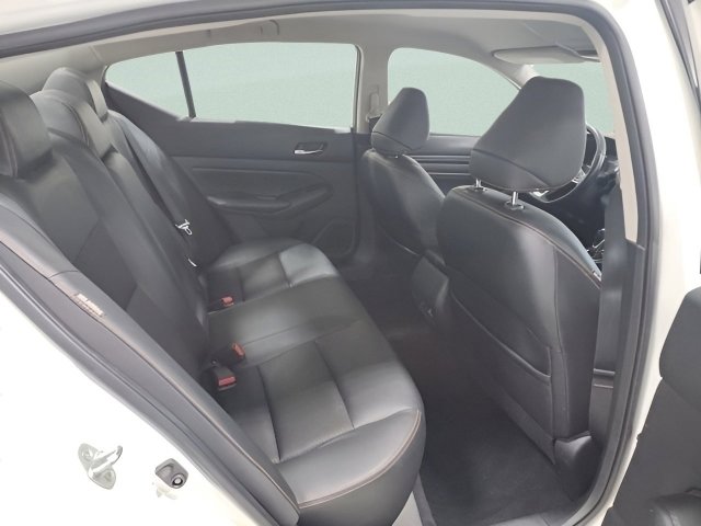 Used 2019 Nissan Altima 2.5 SR image 16