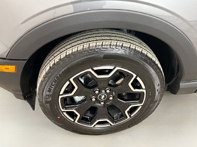 Certified 2026 Ford Bronco Sport Outer Banks w/ Outer Banks Tech Package+ AWD/4WD image 33