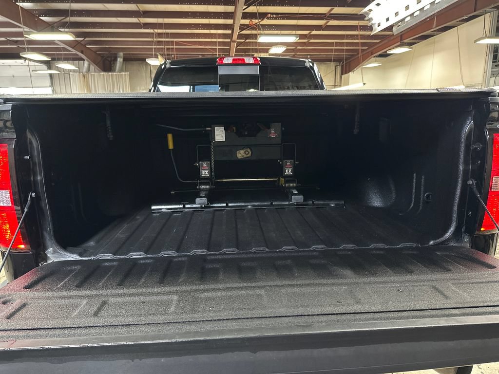 Used 2017 GMC Sierra 3500 Denali w/ Duramax Plus Package AWD/4WD image 23