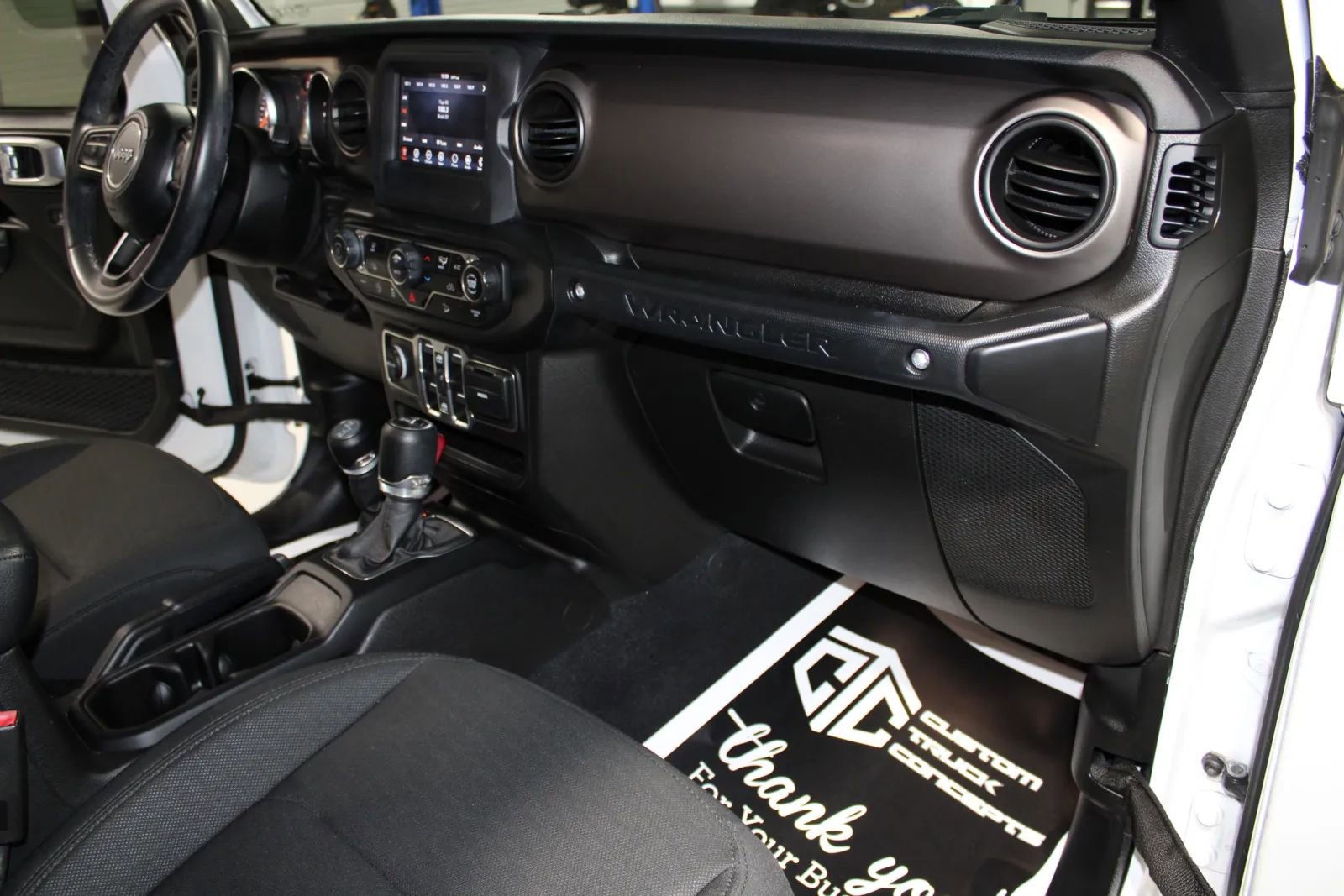 Used 2020 Jeep Wrangler Unlimited Sport S image 21