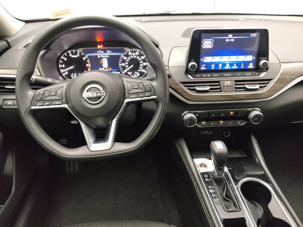 Used 2023 Nissan Altima 2.5 SV image 22