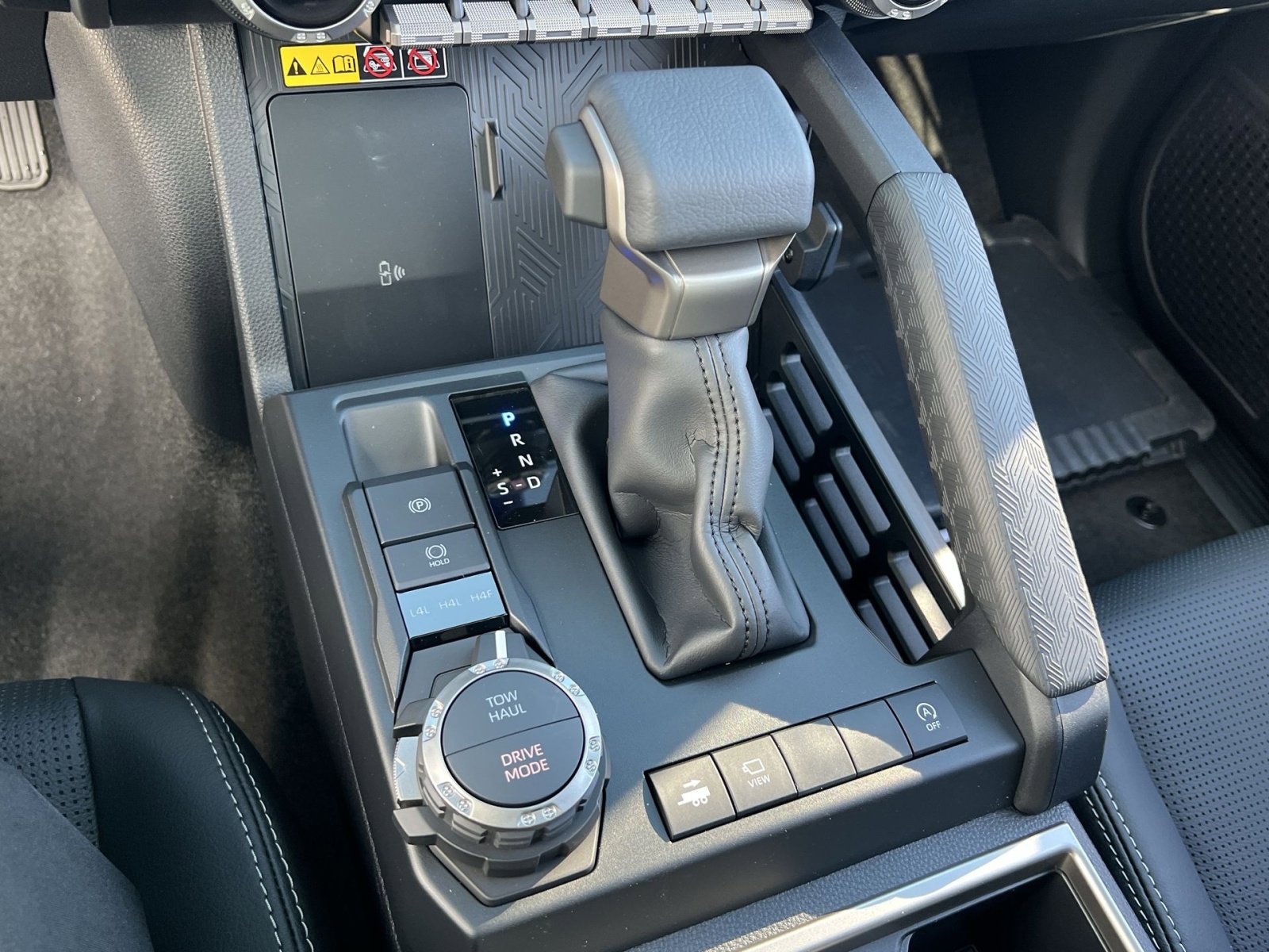 New 2025 Toyota 4Runner Limited image 16