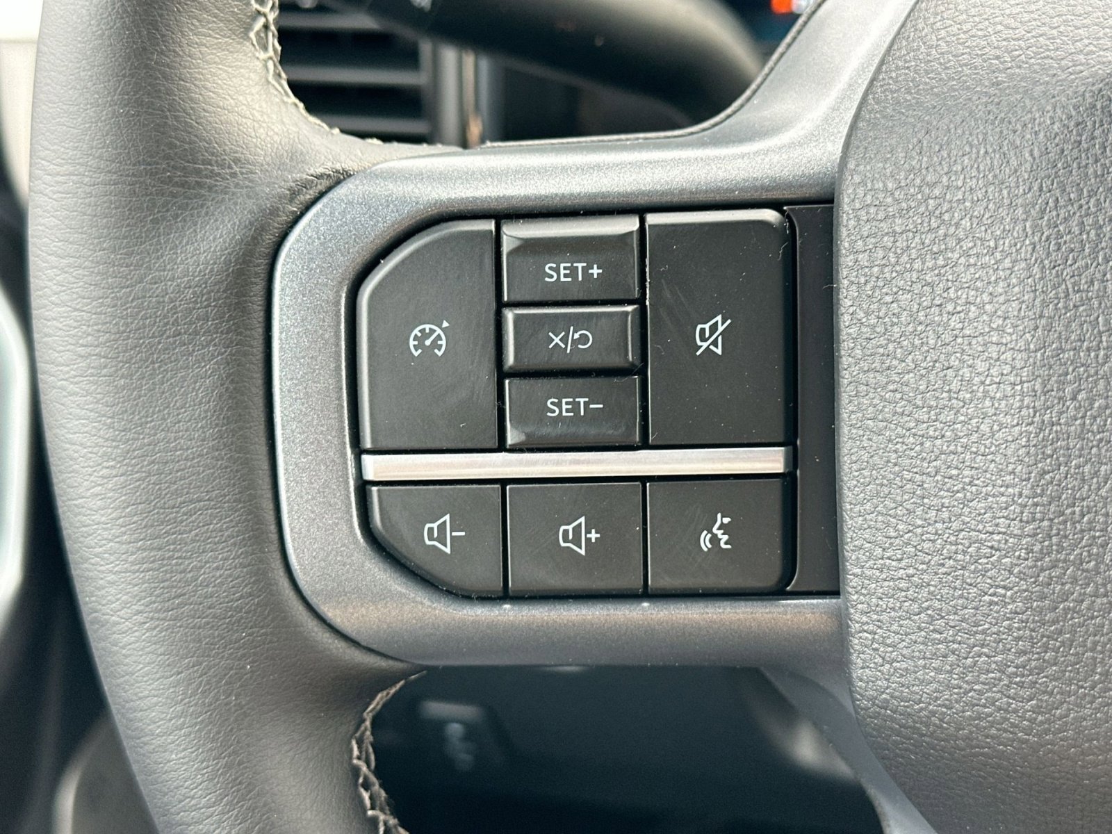 New 2026 Ford F250 Lariat w/ FX4 Off-Road Package image 21