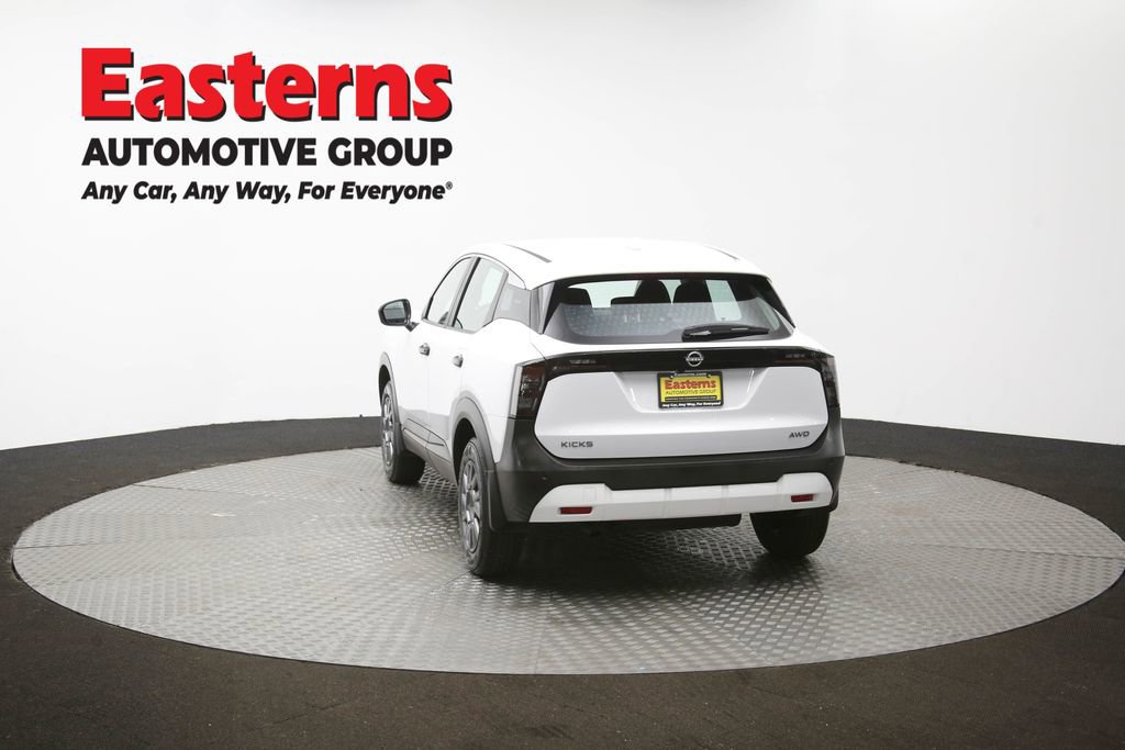 Used 2025 Nissan Kicks S image 65