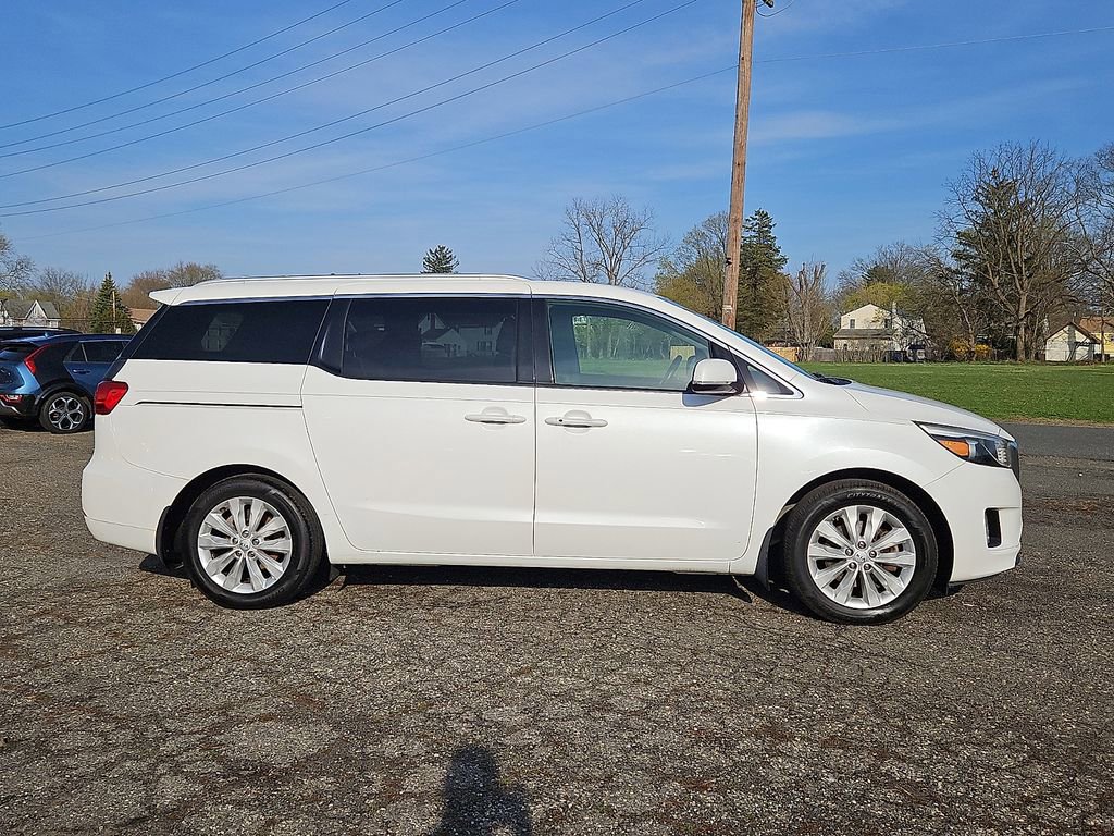 Used 2015 Kia Sedona EX image 8