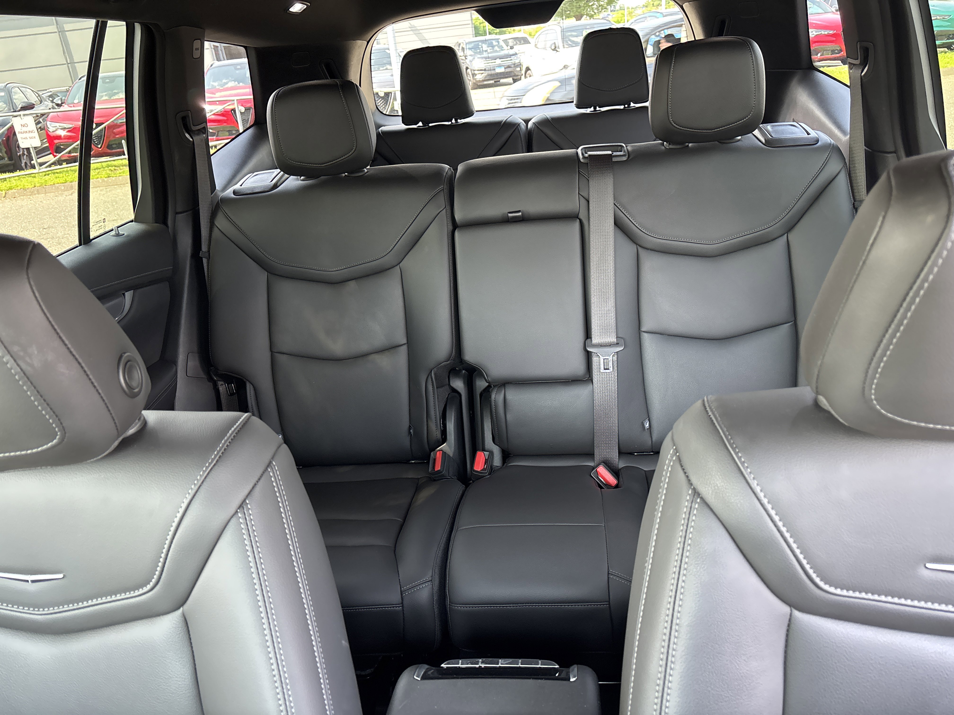 Used 2024 Cadillac XT6 Luxury w/ LPO, Floor Liner Package image 34