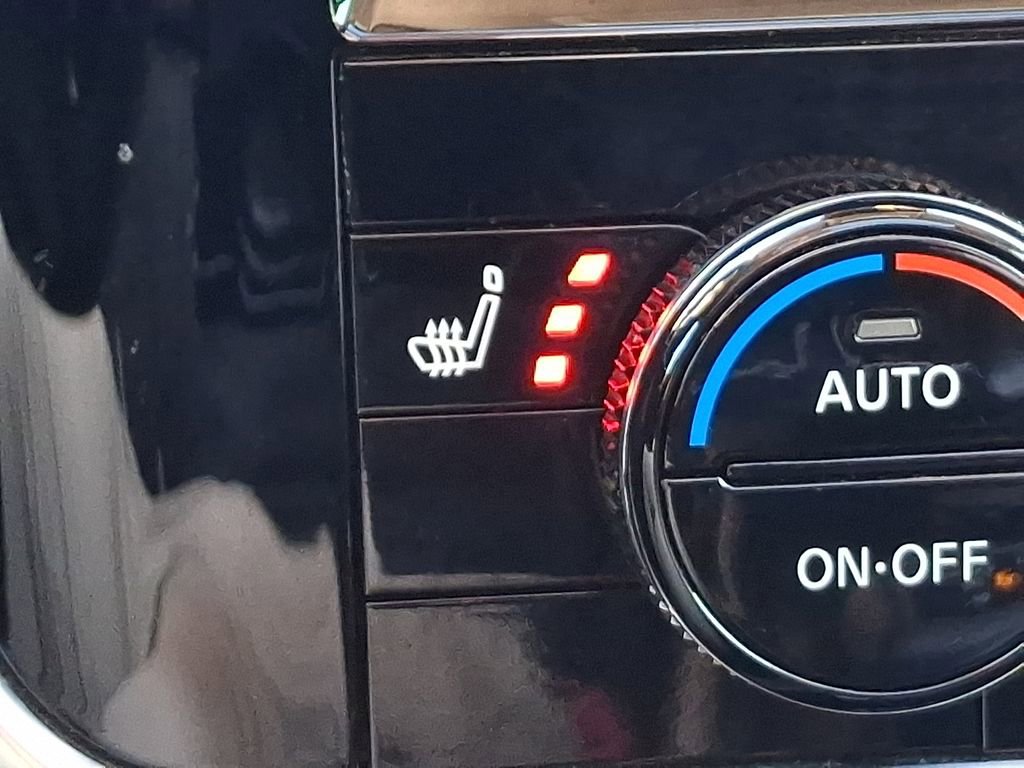 Used 2023 Nissan Rogue SL w/ SL Premium Package image 26