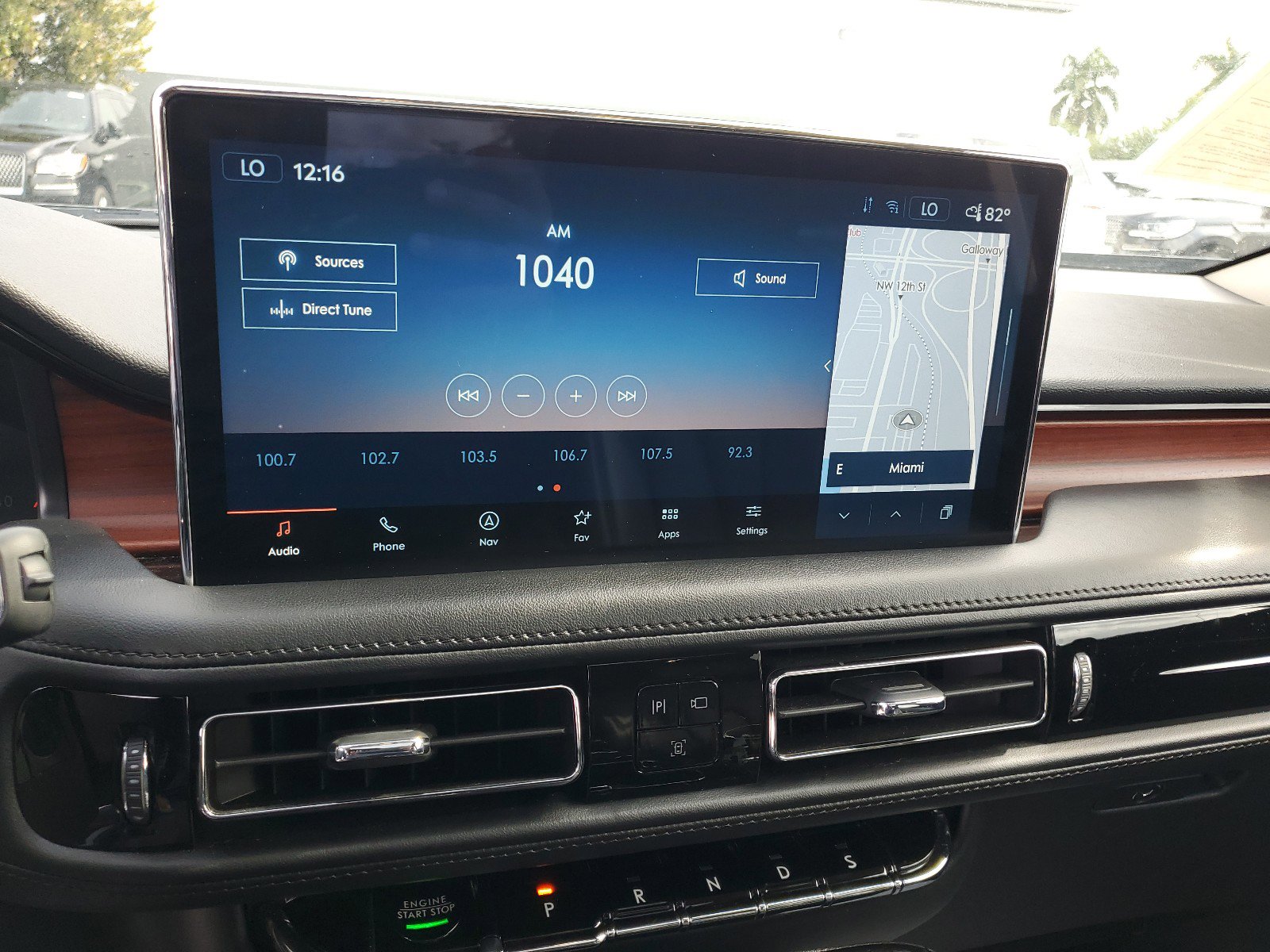 Used 2023 Lincoln Nautilus Reserve w/ Monochromatic Package image 22