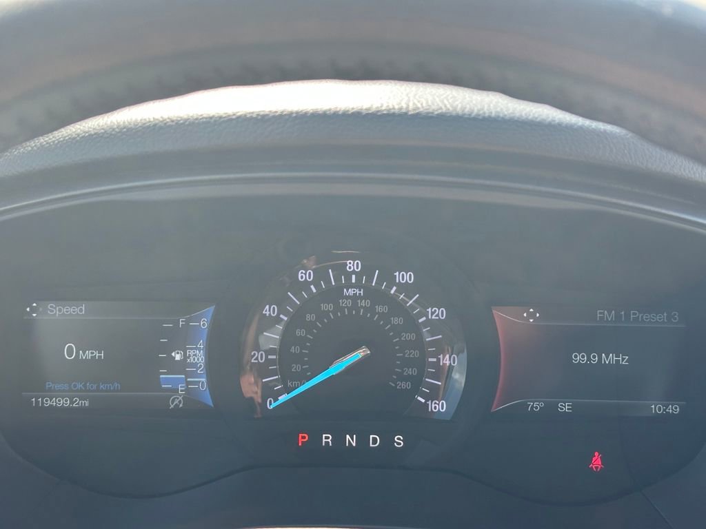 Used 2018 Ford Fusion SE w/ Equipment Group 201A FWD image 27