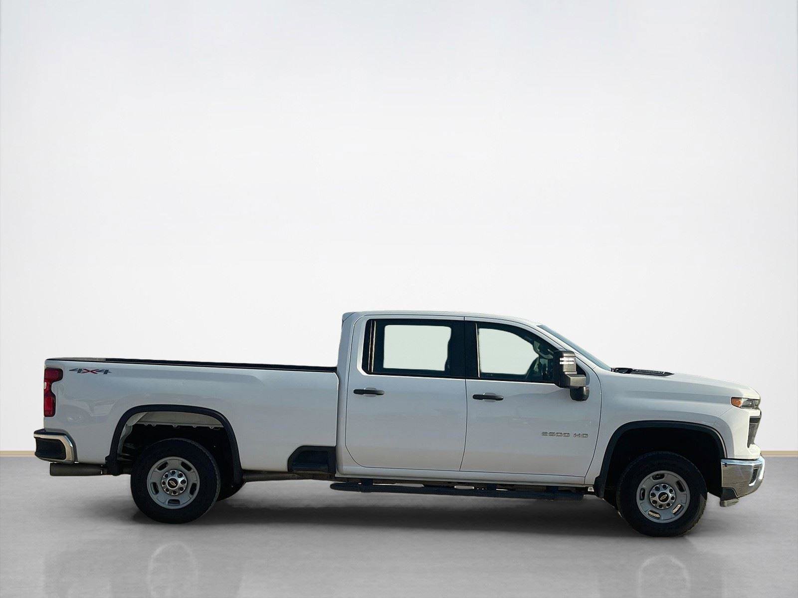 Used 2024 Chevrolet Silverado 2500 W/T w/ WT/CX Safety Package AWD/4WD image 9