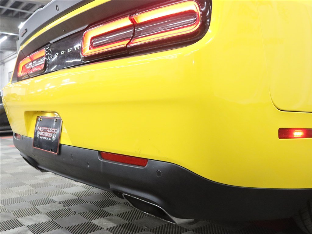 Used 2018 Dodge Challenger R/T Scat Pack RWD image 12