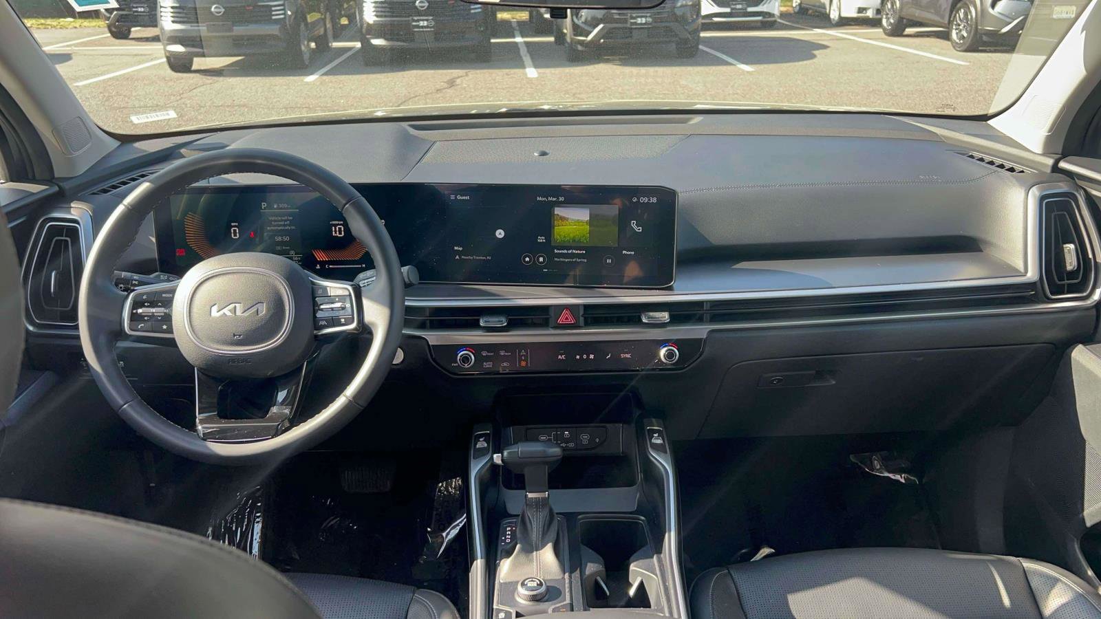 Used 2024 Kia Sorento S image 30