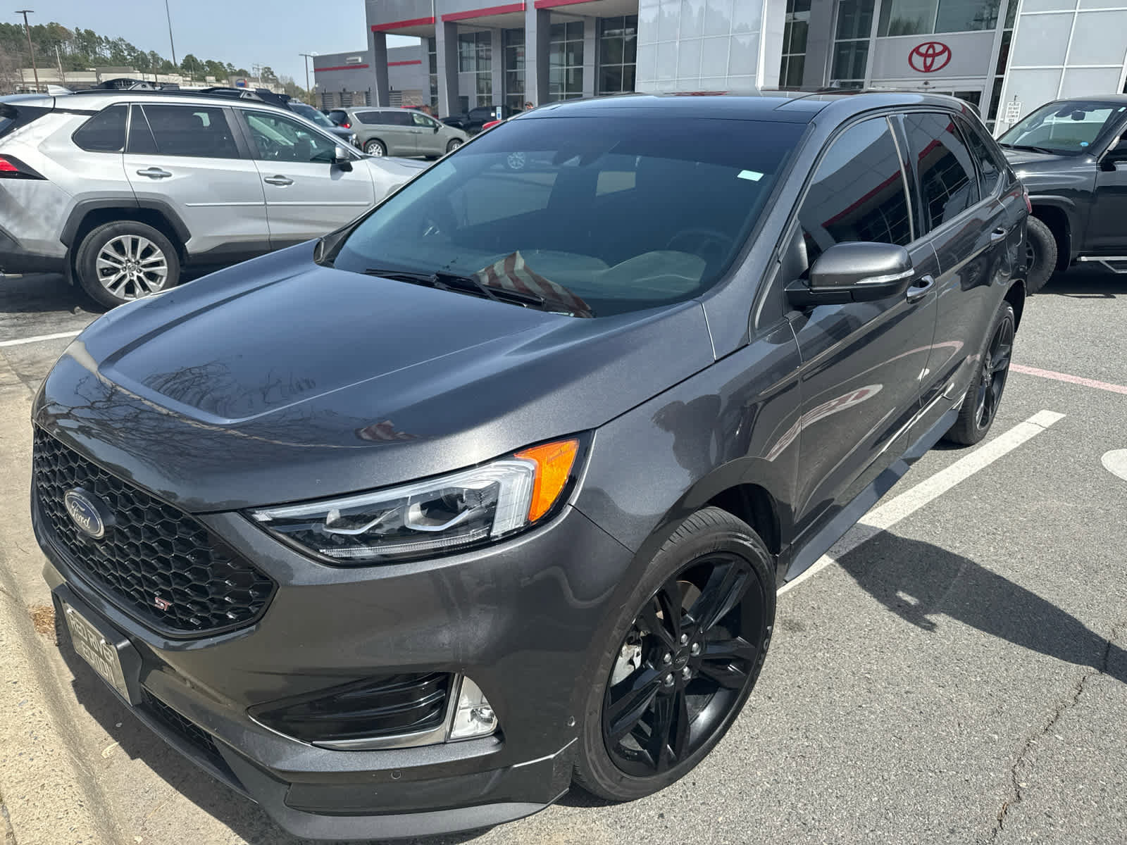 Used 2020 Ford Edge ST w/ Equipment Group 401A image 8