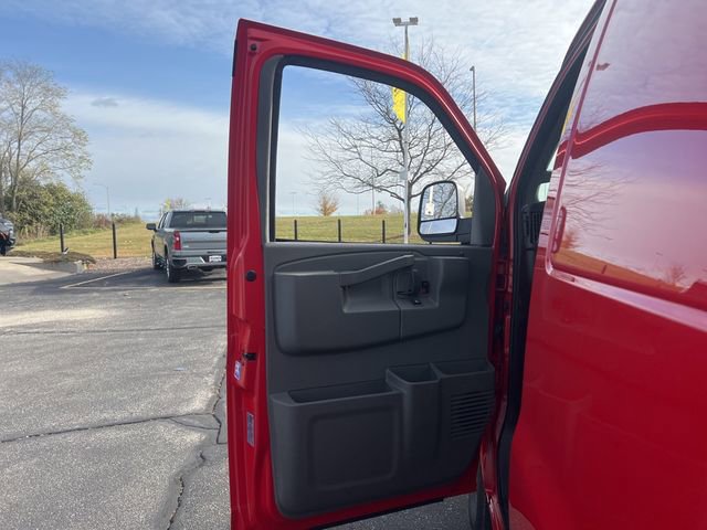 New 2025 Chevrolet Express 3500 w/ Driver Convenience Package image 7