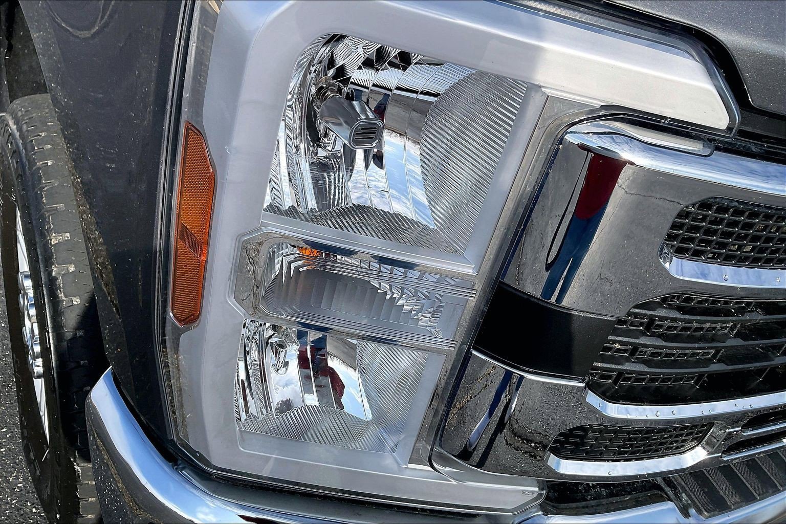 Used 2025 Ford F250 XLT w/ FX4 Off-Road Package image 22