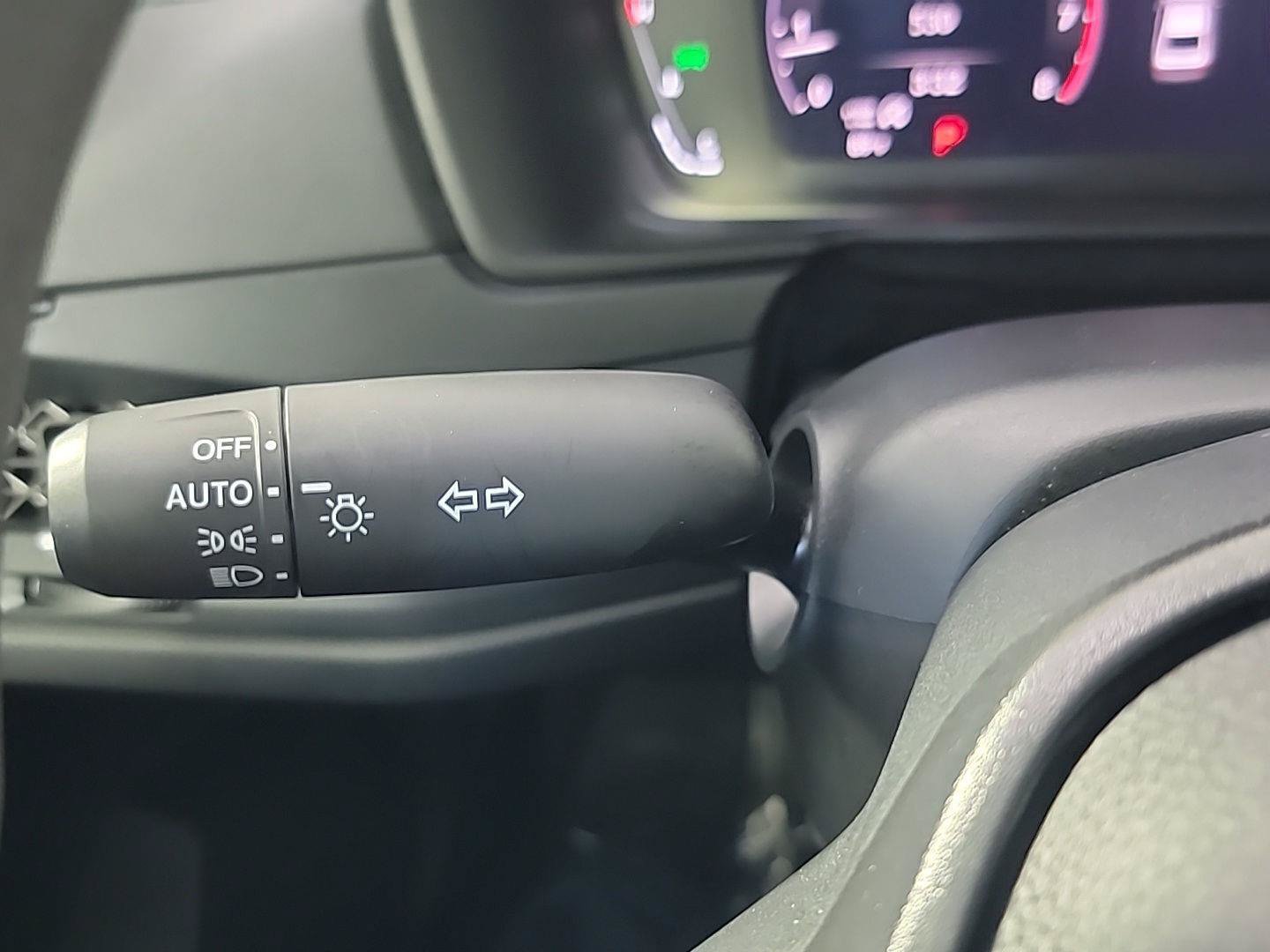 Certified 2024 Honda Accord EX image 27