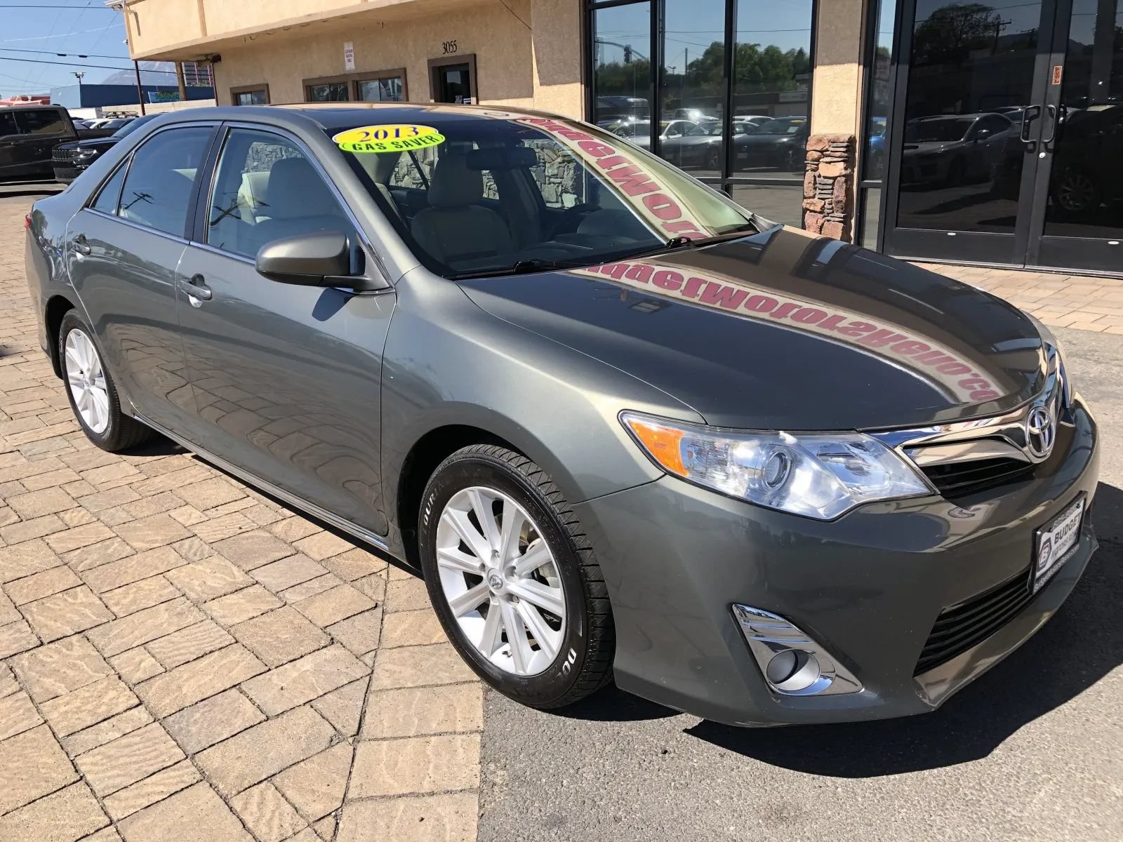 Used 2013 Toyota Camry XLE w/ Leather Pkg FWD image 8