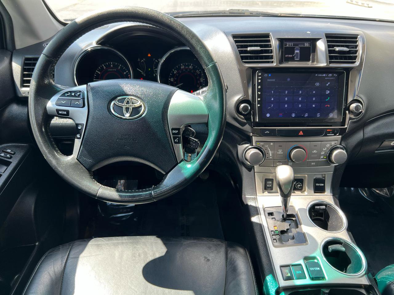Used 2011 Toyota Highlander SE w/ Tow Pkg AWD/4WD image 18