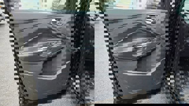 Used 2016 Ford Escape Titanium image 11