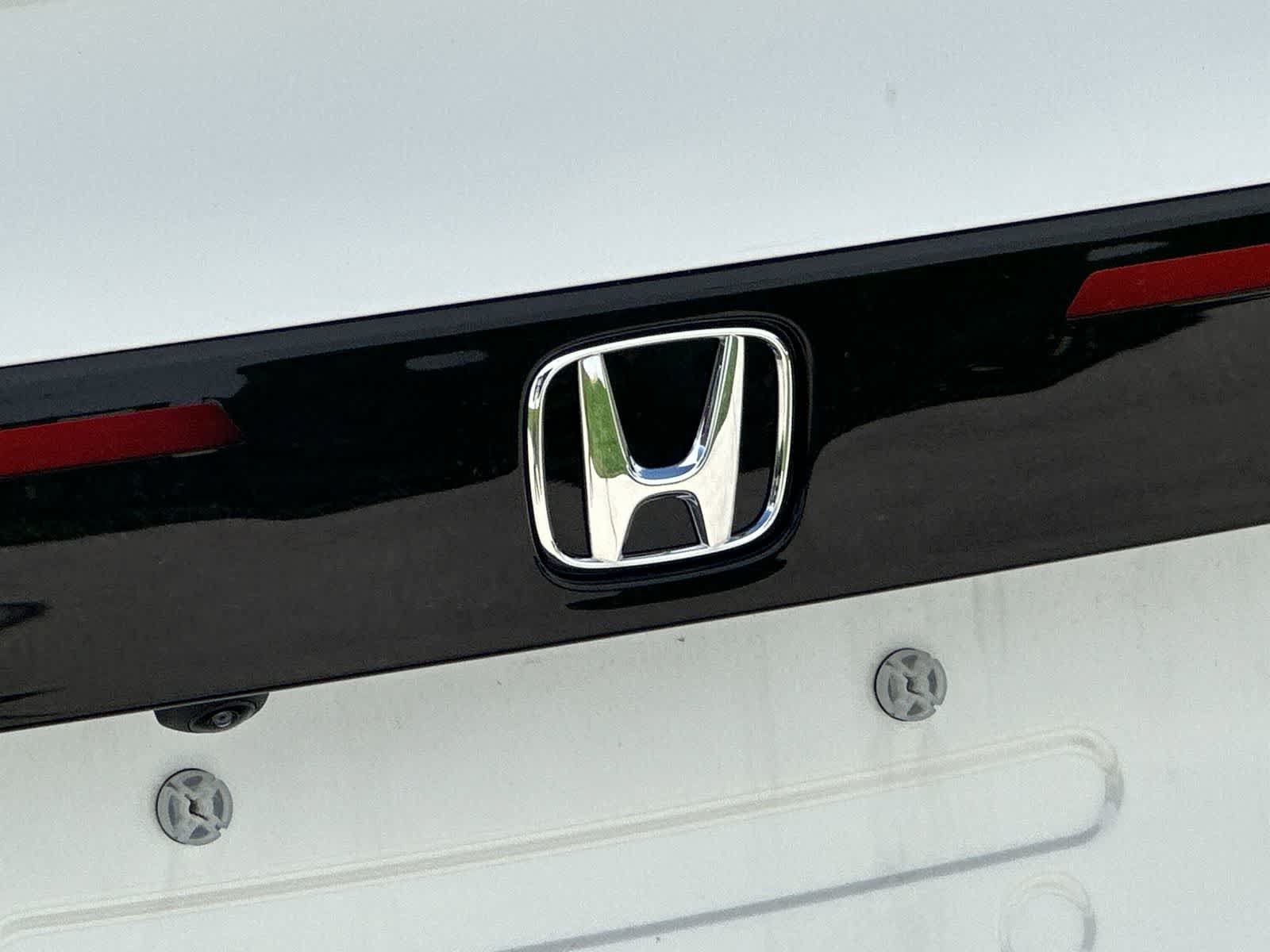 Used 2025 Honda Accord SE image 15