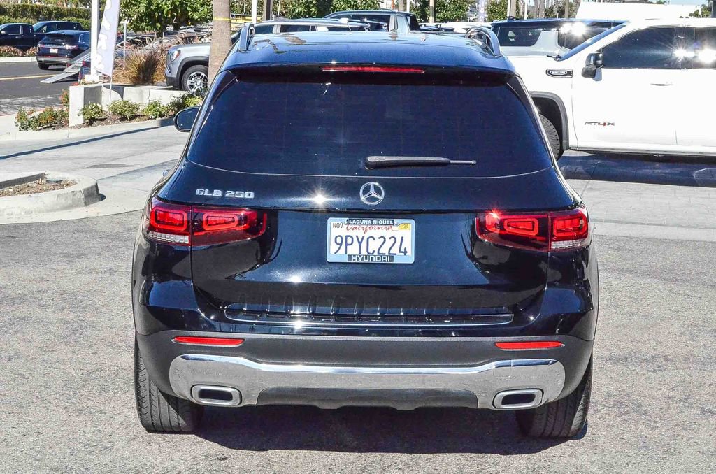 Used 2021 Mercedes-Benz GLB 250 GLB 250 image 5