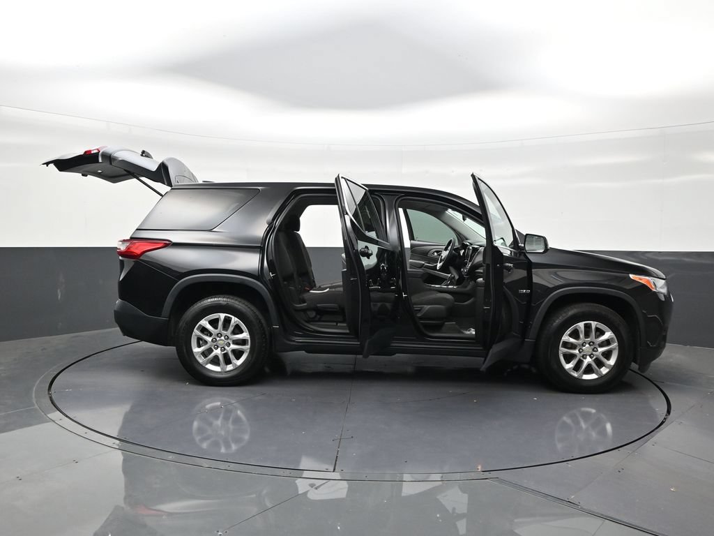 Used 2020 Chevrolet Traverse LS FWD image 30