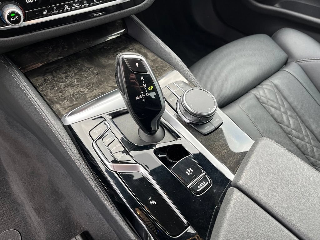 Used 2023 BMW 530i xDrive w/ M Sport Package AWD/4WD image 35