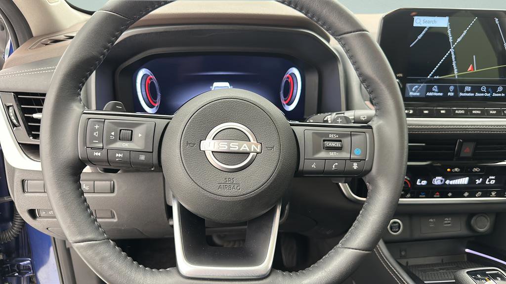 Used 2023 Nissan Rogue Platinum w/ Platinum Premium Package AWD/4WD image 16